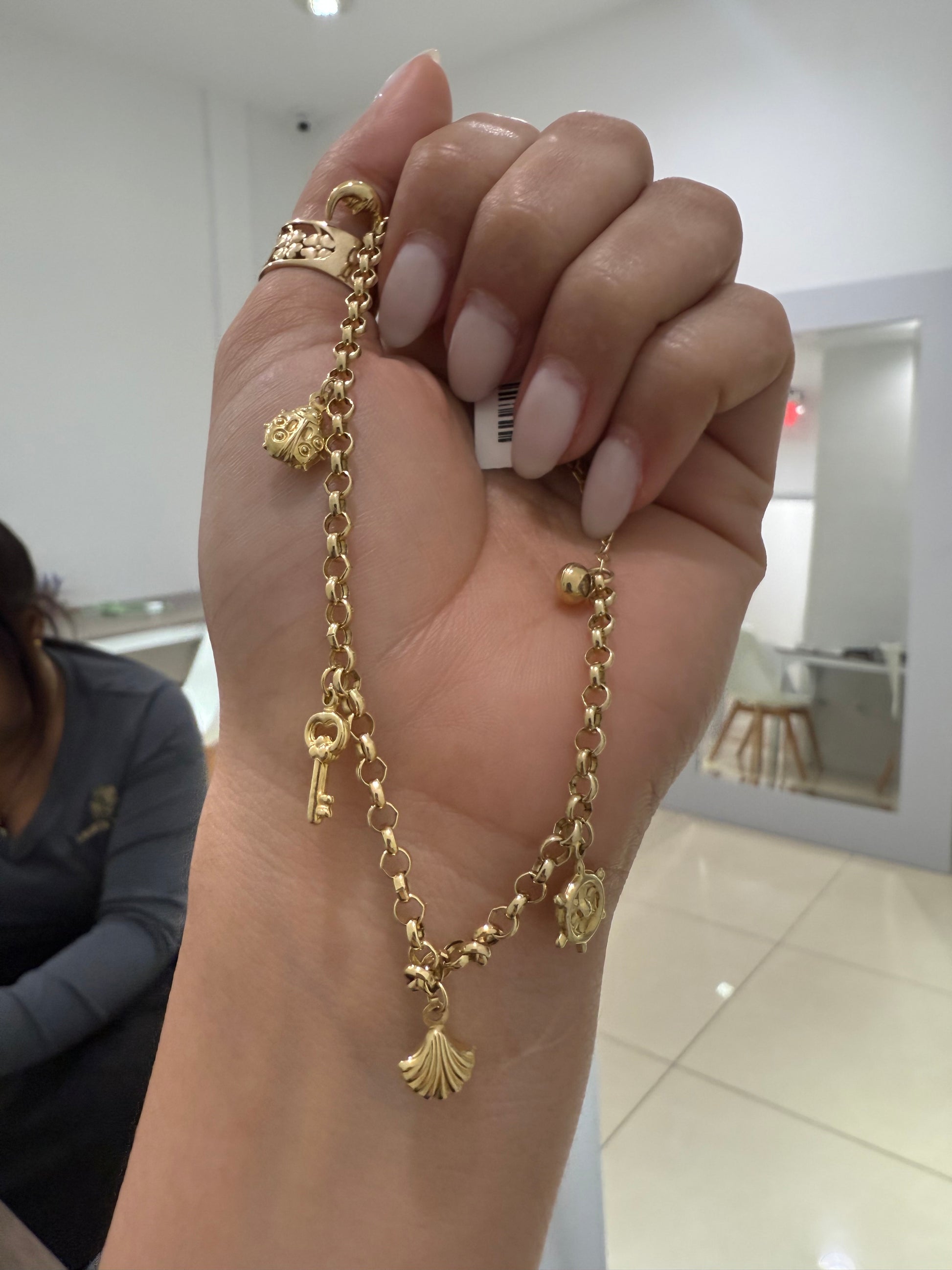 Gold Ankle